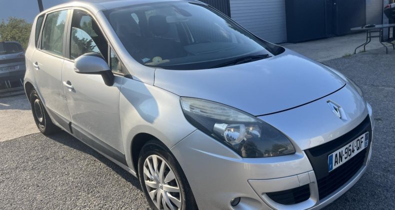 Renault Scenic 1.5 dCi FAP - 110 III MONOSPACE Authenti