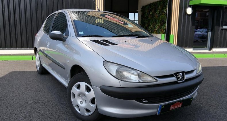 Peugeot 206 1.4i BERLINE XT GARANTIE 6 MOIS *