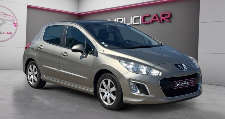 Peugeot 308 i 1.6 e-hdi 115 allure
