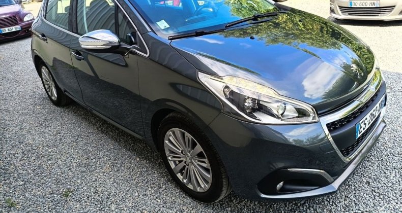 Peugeot 208 1.2 110ch ALLURE