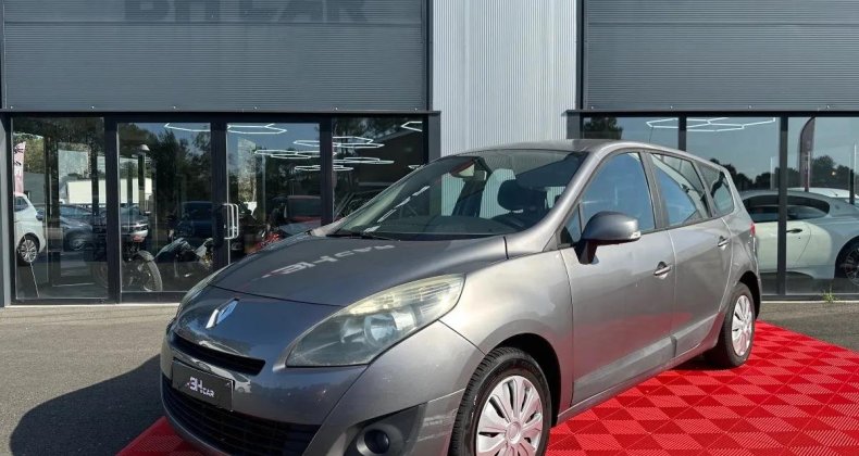 Renault Grand Scenic 1.5 DCI 105