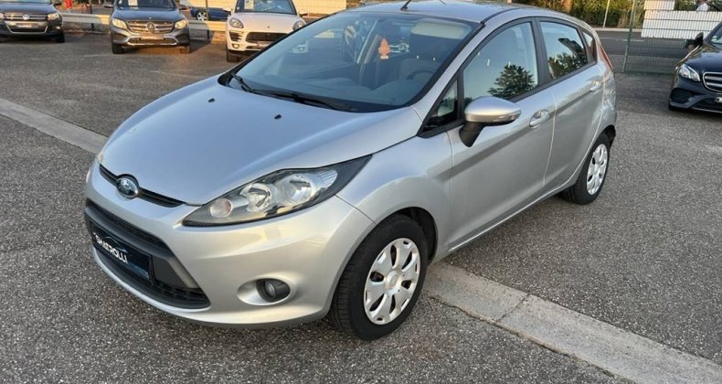 Ford Fiesta VI 1.4 TDCi 68ch 4cv 5Portes 70,000Kms C