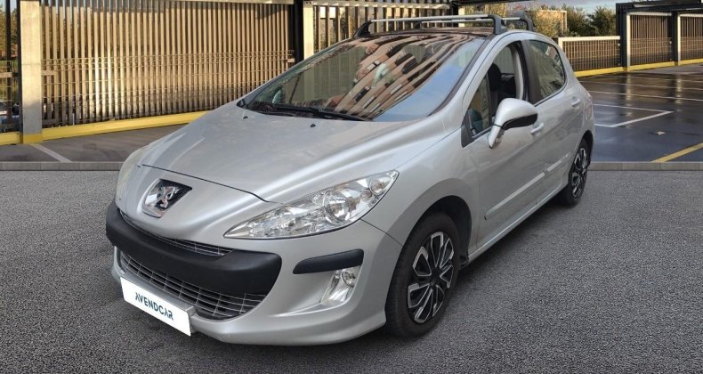 Peugeot 308 1.6 HDi - 110 - Automatique Fèline PHA