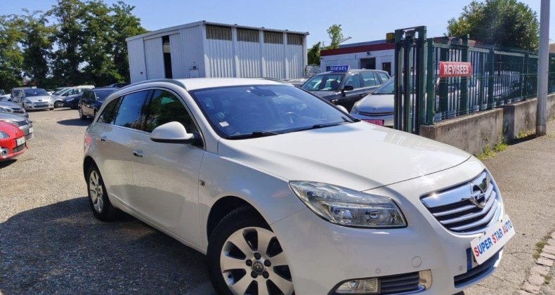 Opel Insignia a sport tourer 2.0 cdti 130 cosmo pack i