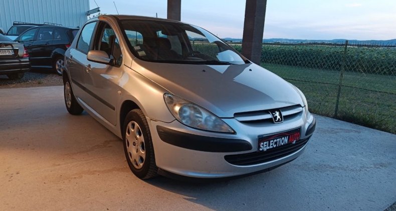 Peugeot 307 1.6 essence 110 cv boite automatique