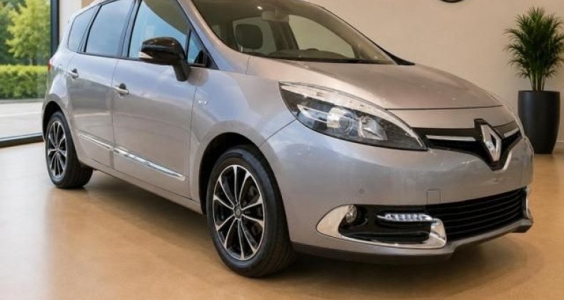 Renault Grand Scenic III TCe 130 Energy Bose 5 pl