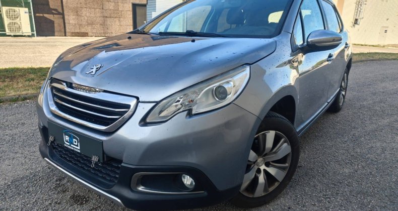 Peugeot 2008 1.2 VTI 82ch Style / Entretien Ã  jour /