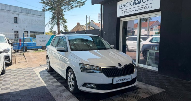 Skoda Fabia 1.0 MPI 60 ch BVM5 Business TVA RECUPERA