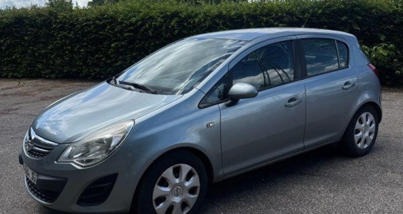 Opel Corsa 1.2 86cv Clim 5 portes 55000km 2012