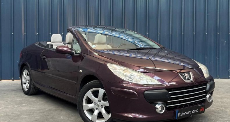 Peugeot 307 CC 2.0 140 PREMIUM BVA - Garantie 1 An -