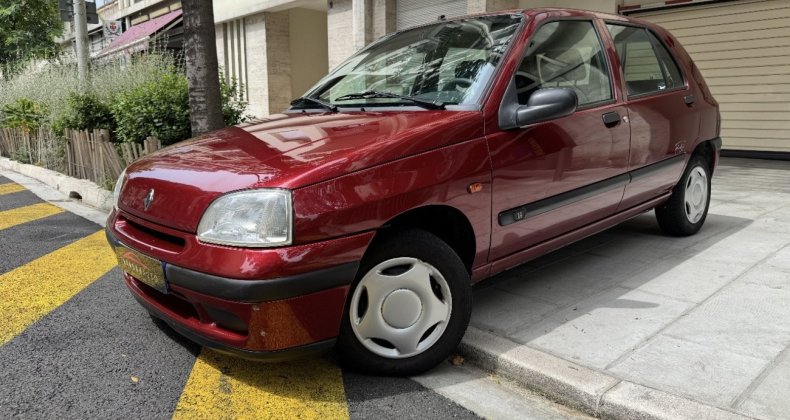 Renault Clio 1.4i Fidji A
