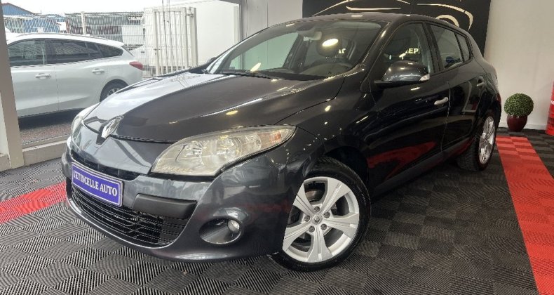 Renault Megane III dCi 110 FAP eco2 Dynamique Euro 5