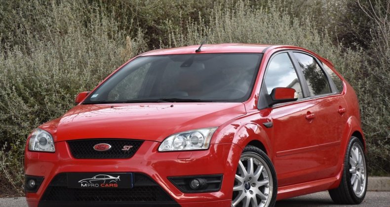 Ford Focus st mk2 phase 1 2.5 turbo 5 cylindres 225