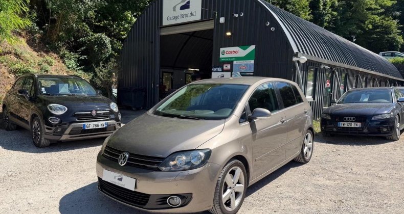 Volkswagen Golf Plus 1.6 TDi 105cv DSG Comfortline Phase 2