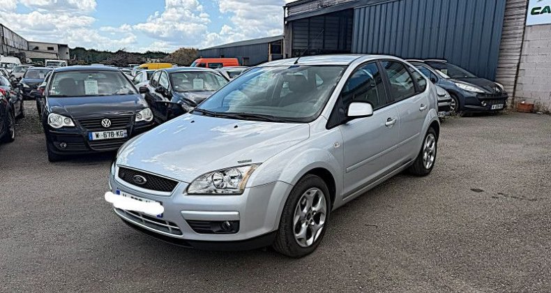 Ford Focus 1.8 125CH BIOFLEX GHIA 5P