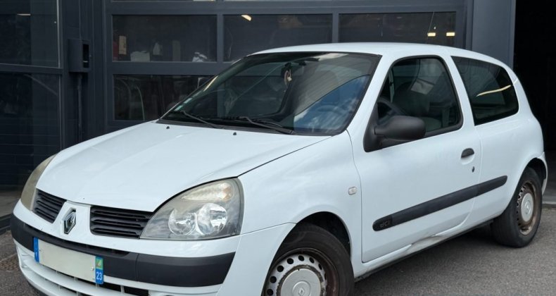 Renault Clio II PHASE 2 SOCIETE 1.5 DCI 65 Cv 2 PLACE