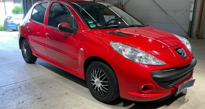 Peugeot 206   1.4 HDI FAP TRENDY EURO5 5P CLIM AUTO