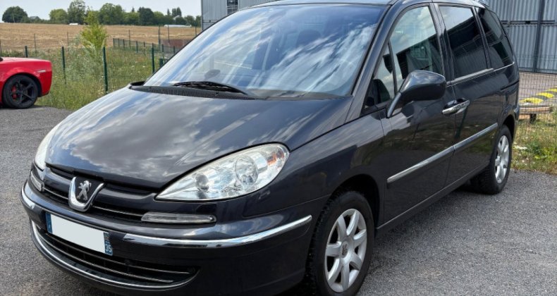 Peugeot 807 2.0 HDi 136ch FAP Allure