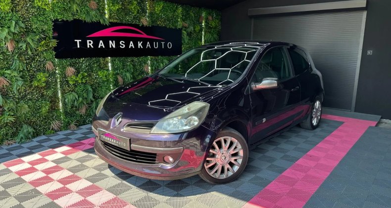 Renault Clio iii exception 1.5 dci 85 cv courroie ok 