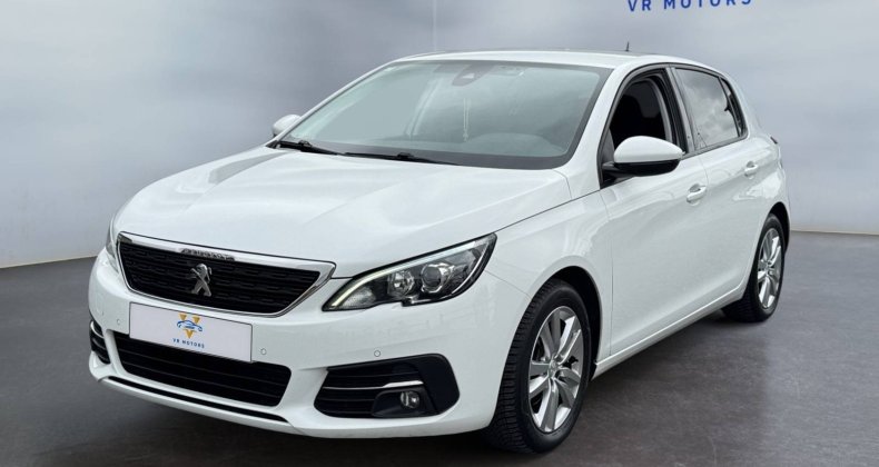 Peugeot 308 1.5 BlueHDi 130ch Style EAT8 ** CARPLAY 