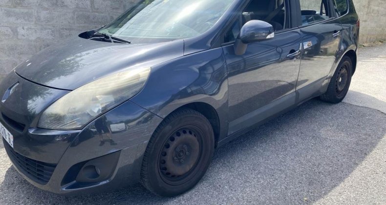 Renault Scenic Grand 1.4 TCe 130 Euro 5 III MONOSPACE D