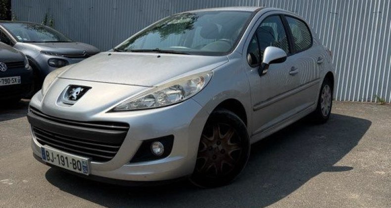 Peugeot 207 hdi 70 cv active