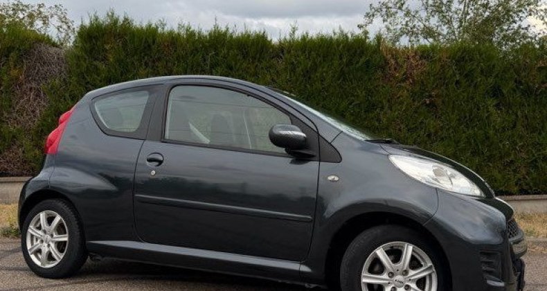 Peugeot 107 1.0 70Ch BOITE AUTOMATIQUE PACK CHROME