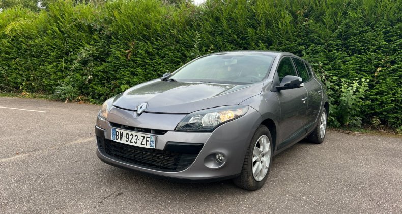 Renault Megane III BERLINE 1.5 dCi 90cv FAP eco2 Expres