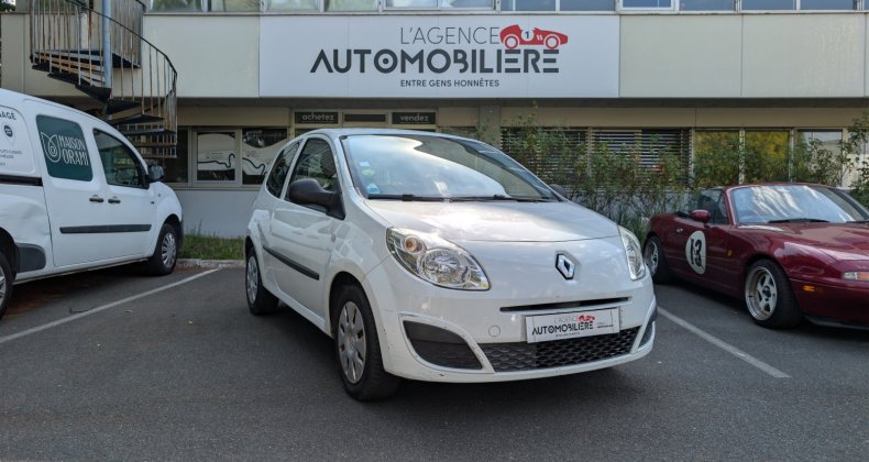Renault Twingo 2 1.2 LEV 16v 75ch Authentique - Distrib