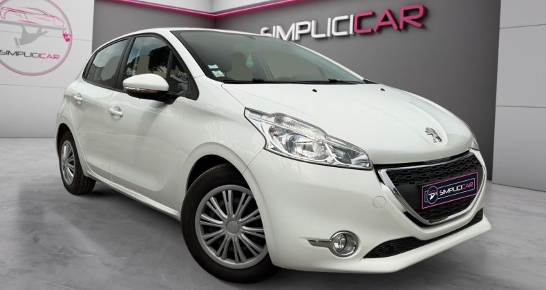 Peugeot 208 1.6 e-HDi 92ch FAP BVM5 Active bluetooth