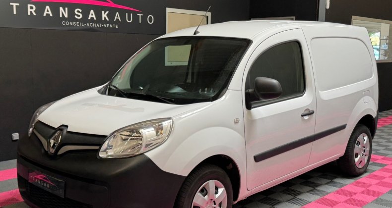 Renault Kangoo Blue dCi 80 / Distribution faite / Pneus