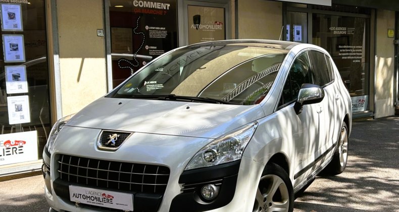 Peugeot 3008 1.6 HDI 115 FAP FELINE BVM6 *DISTRIBUTIO