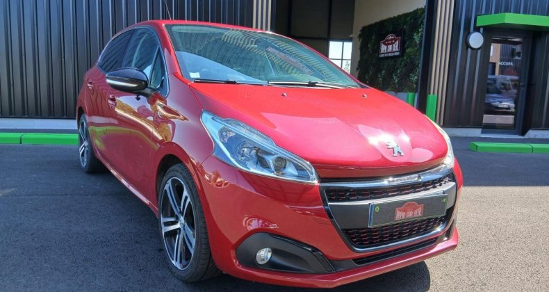 Peugeot 208 1.2i 12V S&S - 110 BERLINE GT Line PHASE