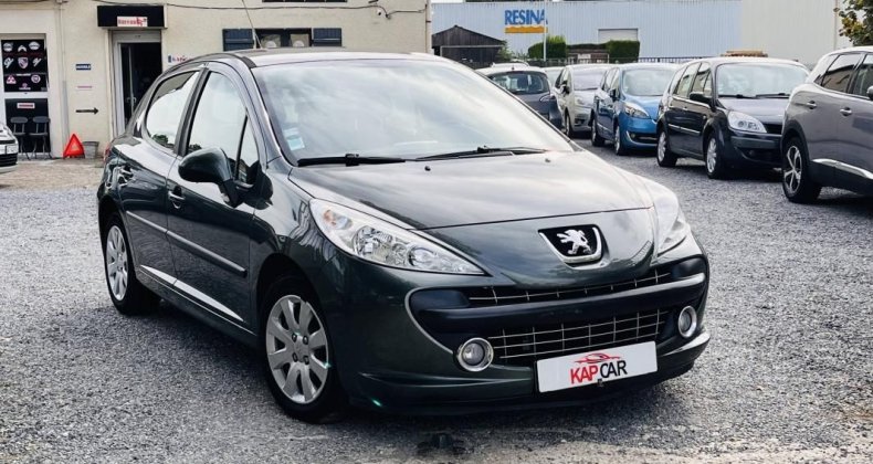 Peugeot 207 1.4 HDi70 Premium 5p