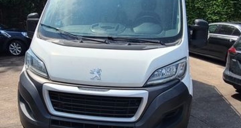Peugeot Boxer fg tÃ´lÃ© Asphalt 330 L1H1 BlueHDi 120 S