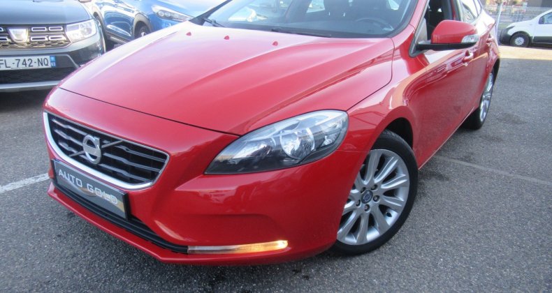 Volvo V40 CROSS COUNTRY D2 115 Momentum
