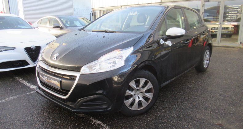Peugeot 208 1.2 82cv LIKE