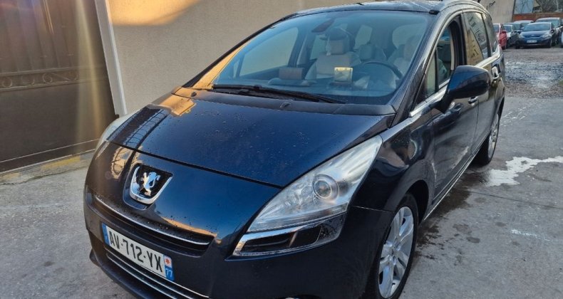 Peugeot 5008 1.6 hdi 110ch boite automatique