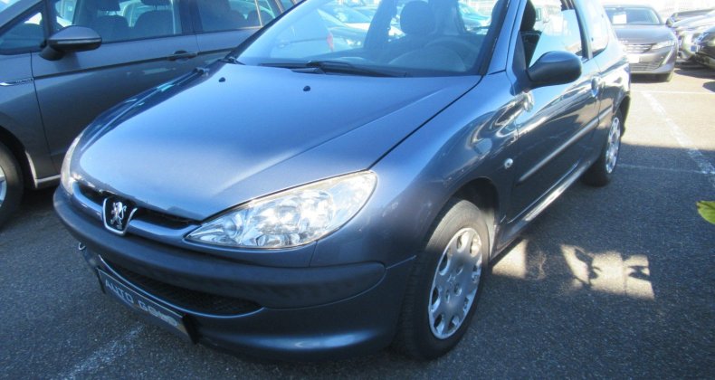 Peugeot 206 1.4 75 CV EN L ETAT
