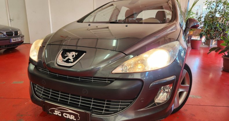 Peugeot 308 1L6 THP 140CH AUTOMATIQUE ESSENCE 5 PORT