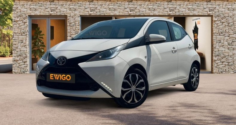 Toyota Aygo 1.0 vvti 70 1Ã¨re main camÃ©ra climatisa