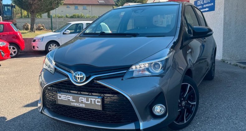 Toyota Yaris 100h Collection 5p Toit panoramique SkyV