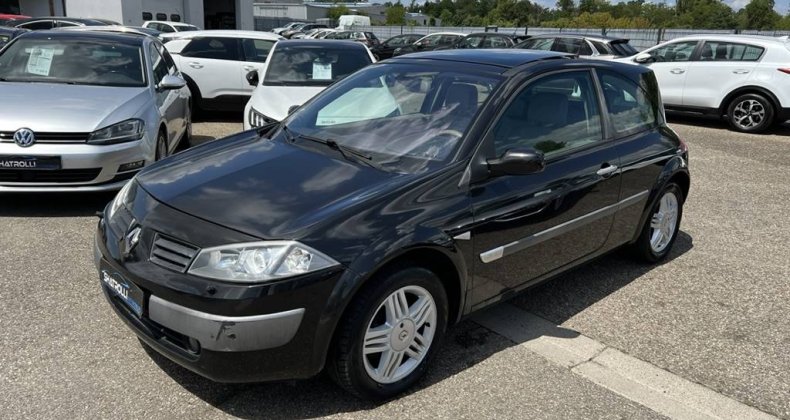 Renault Megane II 1.9 dCi 120ch / Attention !! VÃ©hicul