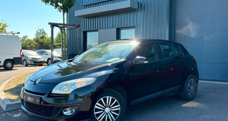 Renault Megane III 1.5 DCI 110 CH DYNAMIQUE - GPS - 1 E