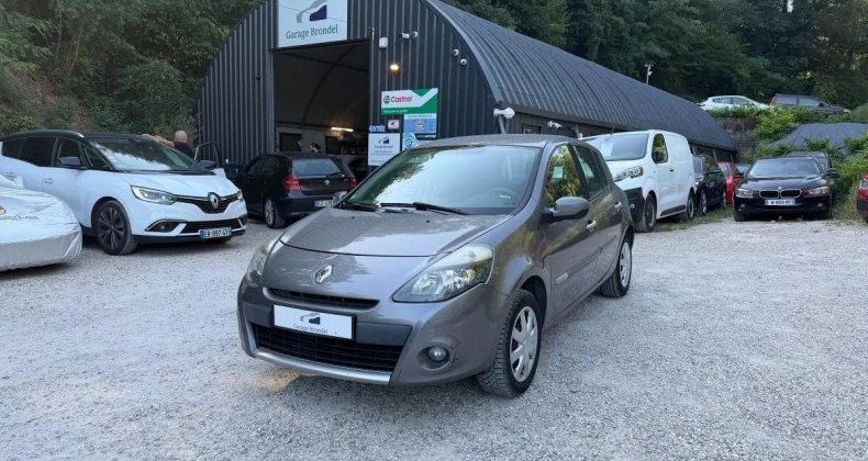 Renault Clio III 1.5 dCi 85cv Expression 2Ã¨me main P