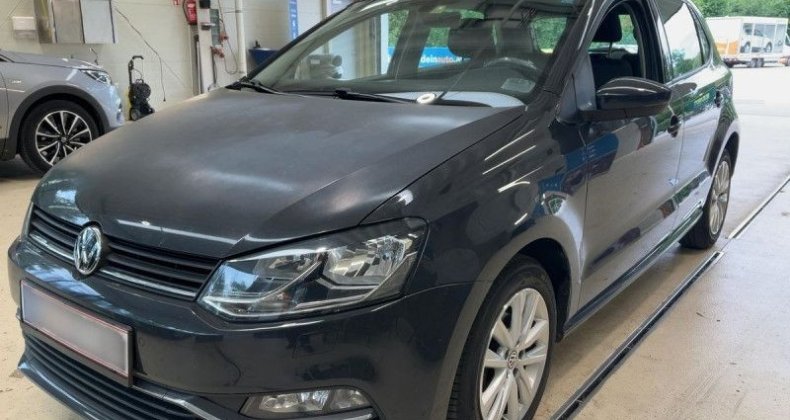 Volkswagen Polo 1.4 TDI 75CH BLUEMOTION TECHNOLOGY CONFO