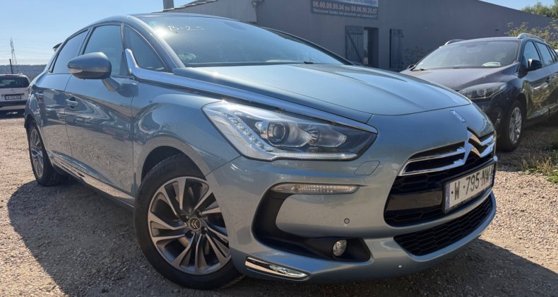 Citroen DS5 2.0 HDI 163 SPORT CHIC CUIR XENONS GPS T