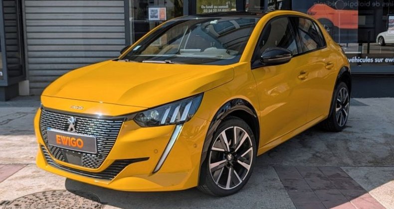 Peugeot 208 1.2 PURETECH 100ch GT CARPLAY GPS CAMERA