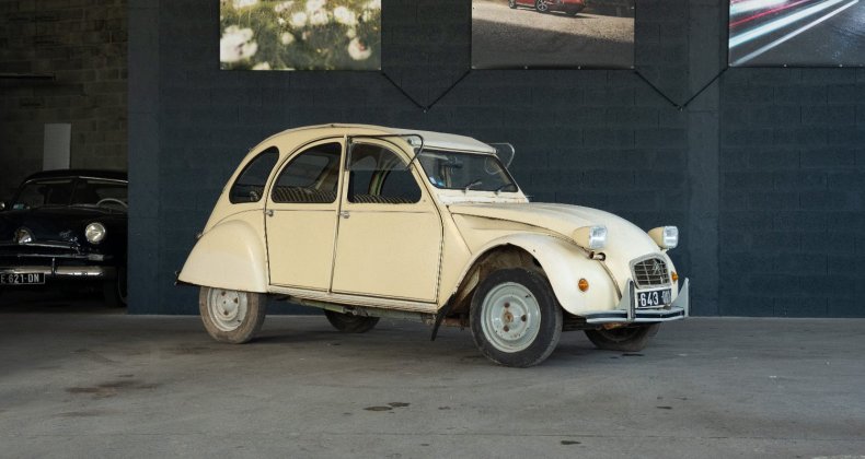Citroen 2CV 6