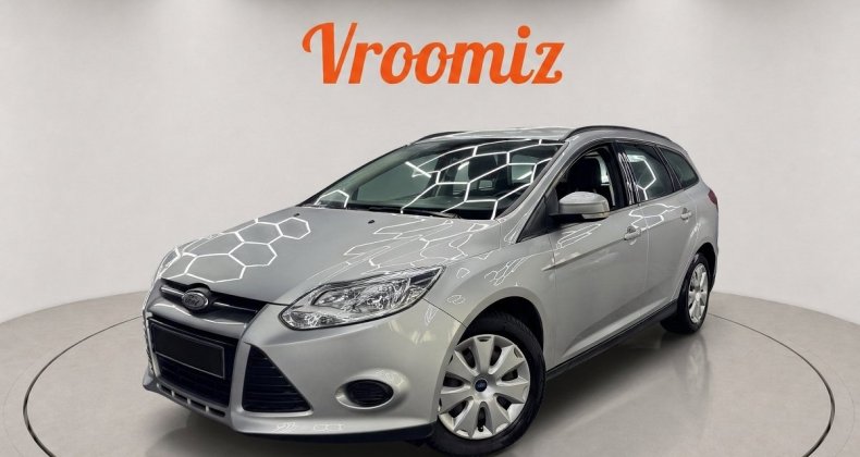 Ford Focus sw 1.6 tdci 115ch s distri neuve gps cli